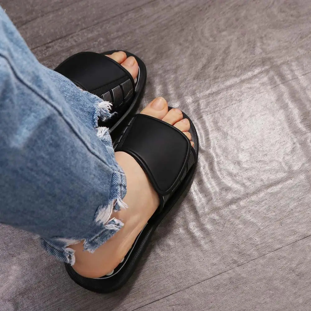 Acupressure Massage Slippers — product photo 5